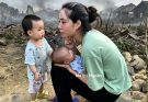 A kind-hearted woman helps a single mother raising a young child build a new home.