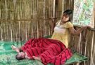 A Young Orphan Endured the Pain of Childbirth Alone… With No One to Help Her.