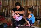 How a Single Mother Loves Her Kids Daily: Breastfeeding and Caring for Family in Small House